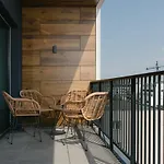 דירה The Forest - Luxe With Free Secured Parking