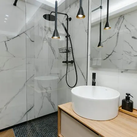 The Forest - Luxe With Free Secured Parking Apartman *