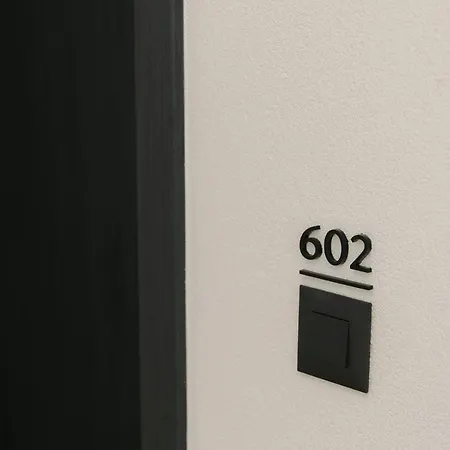 The Forest - Luxe With Free Secured Parking * Brassó