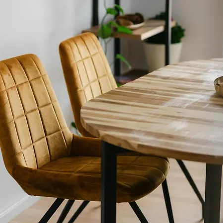 The Forest - Luxe With Free Secured Parking * Brassó