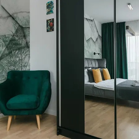The Forest - Luxe With Free Secured Parking