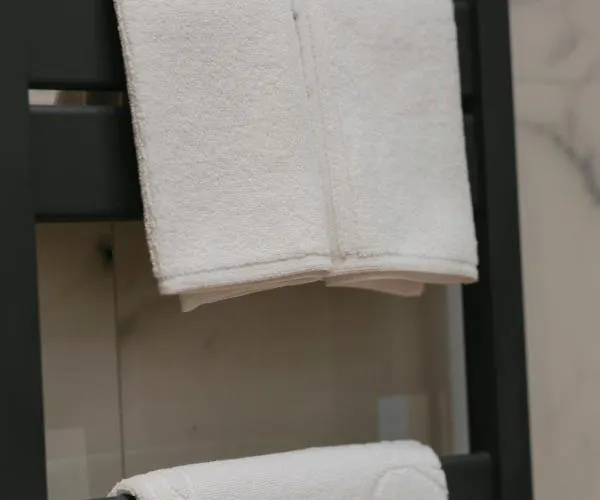 The Forest - Luxe With Free Secured Parking Apartment