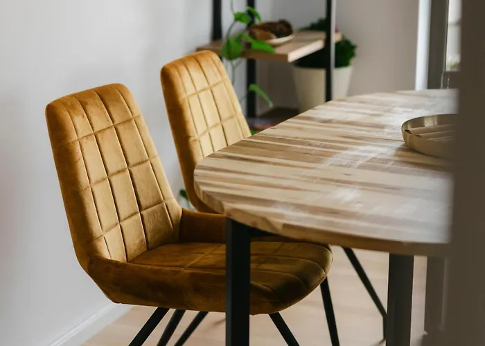 The Forest - Luxe With Free Secured Parking * Brasov