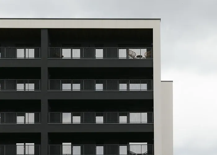 The Forest - Luxe With Free Secured Parking Apartment