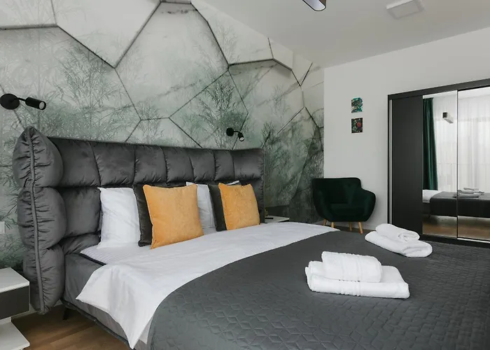 Lejlighed The Forest - Luxe With Free Secured Parking Braşov